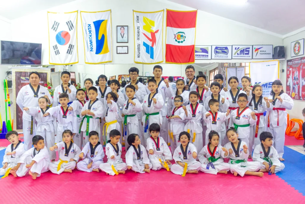Alumnos de Hileomdo